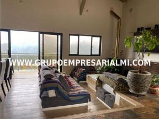 house en arriendo El Escobero