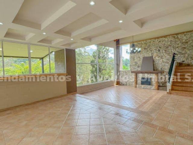 house en arriendo KM 5 VIA TUNEL DEL ORIENTE CA 18 PARCELACION LAGOS DE SAJONIA