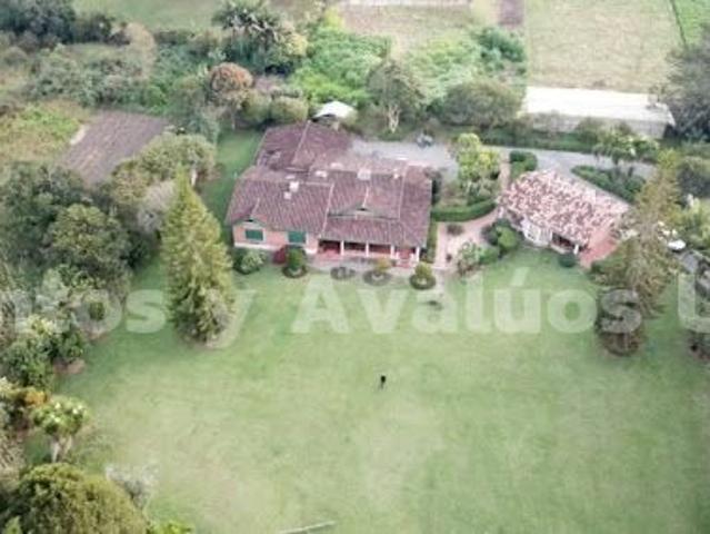 house en arriendo KM 1 CA CABECERAS, SECTOR LLANOGRANGRE