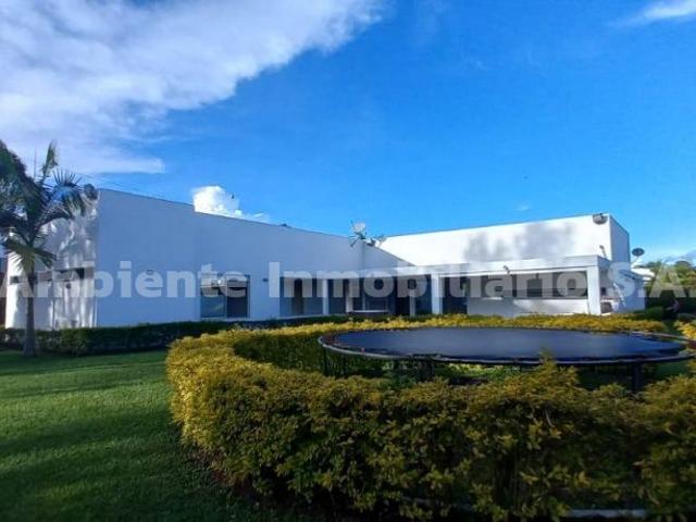 house en arriendo Llano Grande
