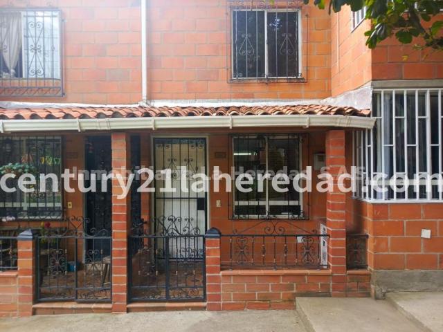 house en arriendo Niquia