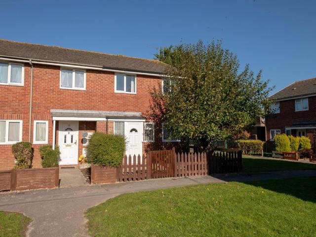 House End Terrace For Rent Millfield Close, Chichester