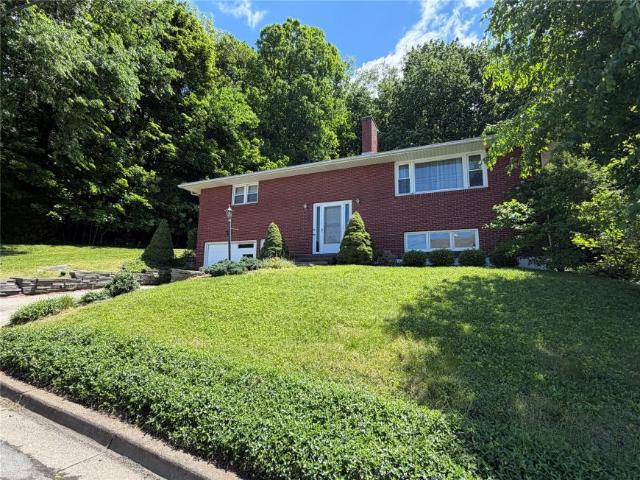 house Endicott NY ES102845677