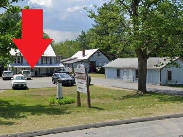 house Farmington ME ES105913156