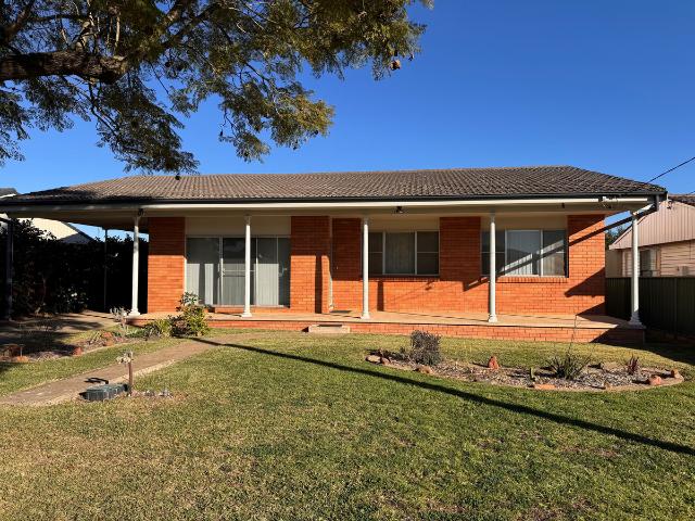 House For Lease 101 Segenhoe Street, Aberdeen