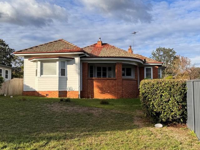 House For Lease 102 Main Street, Scone