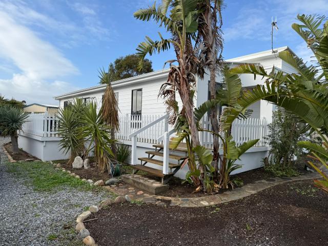 House For Lease 10 Resolute Avenue, Normanville