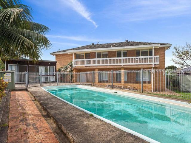 House For Lease 10A Hocking Place, Balgownie NSW 2519