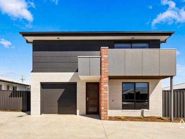 House For Lease 2/5 7 Bradford Avenue, Prospect Vale TAS 7250