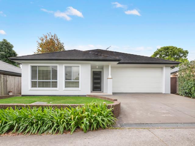 House For Lease 2C Waratah Road, Berowra