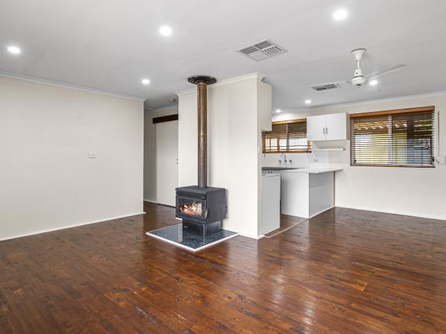 House For Lease 32 Wellington Avenue, Sellicks Beach