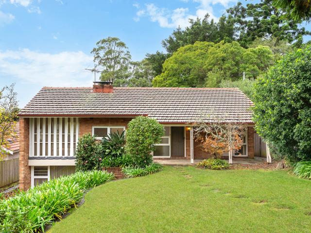 House For Lease 5 Macquarie Road, Pymble