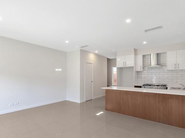 House For Lease 9/2 Lonsdale Street, Woodville North