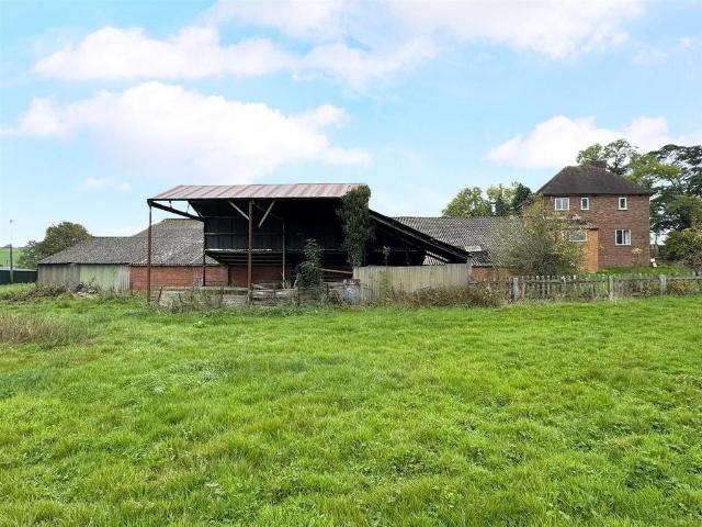 Detached house for sale