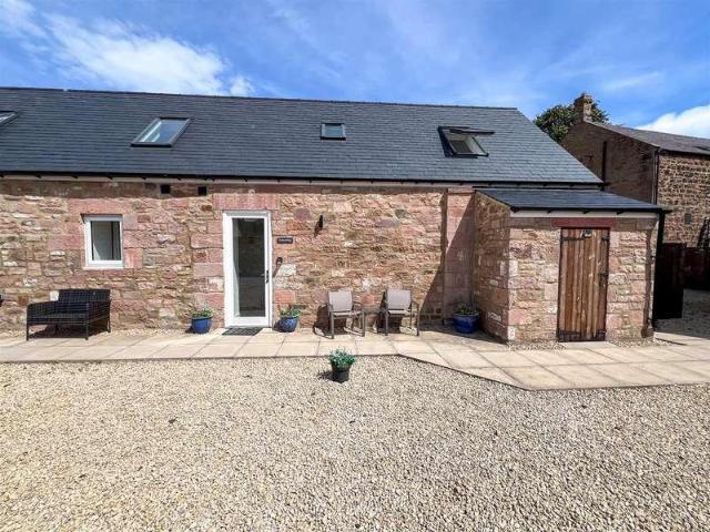 9 bed house for sale