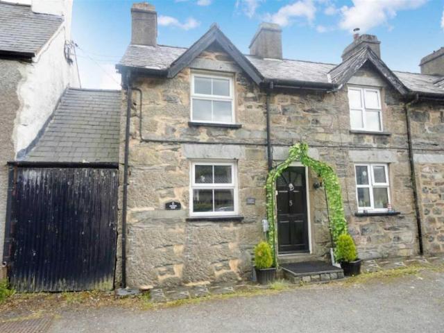 2 bedroom house for sale