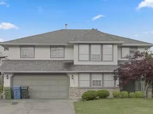 House for sale in Abbotsford, Abbotsford, 3302 Firhill Drive.