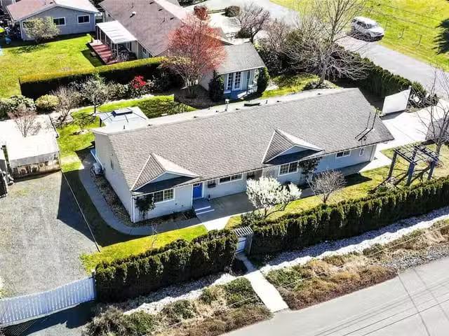House for sale in Bowser, 4521 Sunwood Pl, 1031703