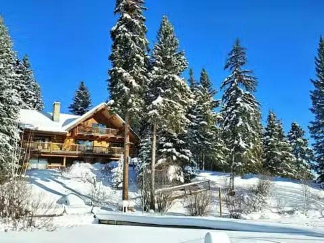House for sale in Bridge Lake, 100 Mile House, 8494 Gerald Cre.