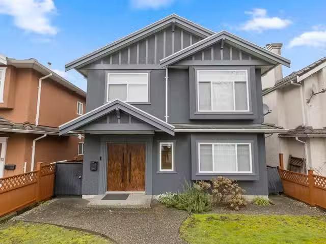 House for sale in Burnaby, Burnaby North, 4465 Cambridge Stree.
