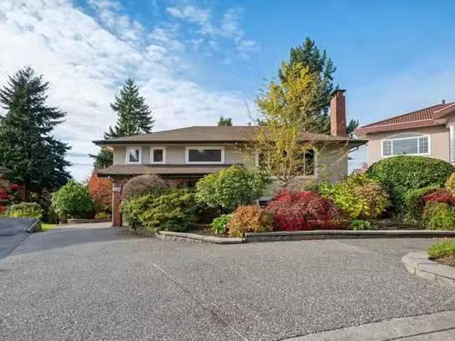 House for sale in Burnaby, Burnaby North, 5508 Cedardale Court.