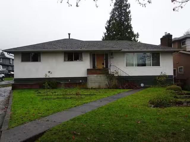 House for sale in Burnaby, Burnaby South, 6229 Denbigh Avenue.
