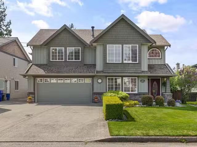 House for sale in Chilliwack, Chilliwack, 10187 Fairview Drive.