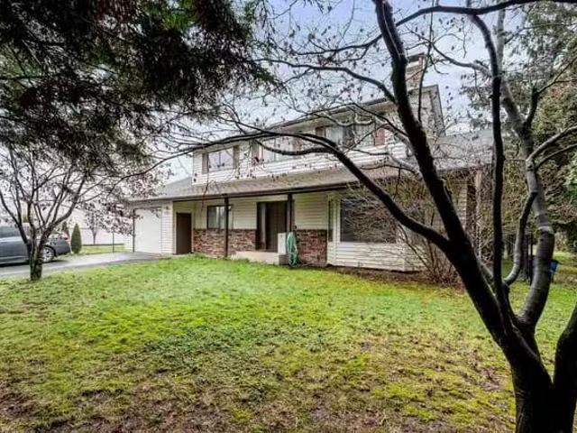 House for sale in Chilliwack, Sardis, 6396 Sumas Prairie Road.
