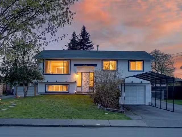 House for sale in Courtenay, 1130 21st St, 1039563