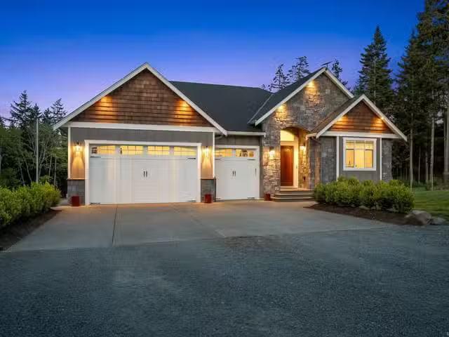 House for sale in Courtenay, 2294/2290 Waveland Rd, 1033909