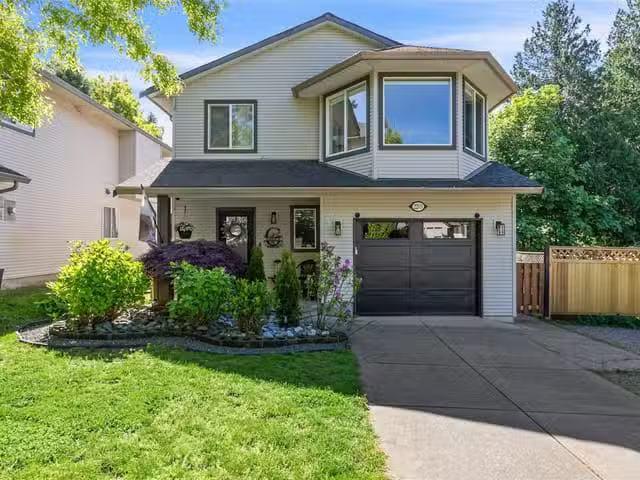 House for sale in Courtenay, 2203 Tamarack Dr, 1036448