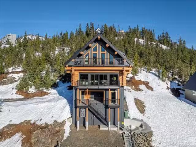 House for sale in Courtenay, 710 Arrowsmith Rdg, 1027331