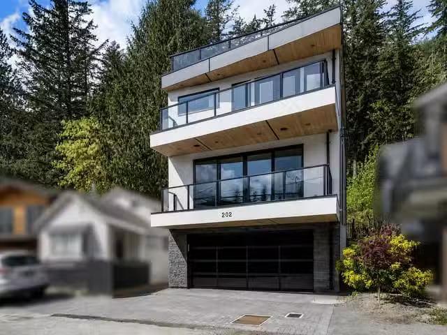 House for sale in Cultus Lake, Cultus Lake & Area, 202 Lakesho.