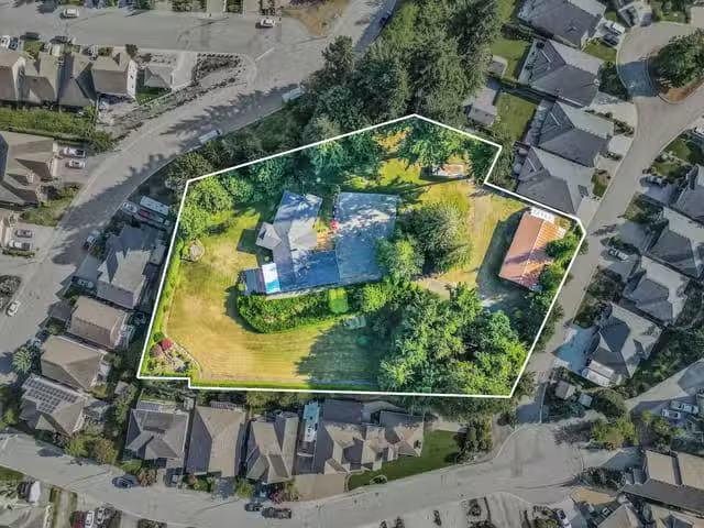 House for sale in Cultus Lake, Cultus Lake & Area, 45360 Magda.