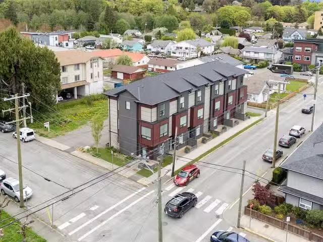 House for sale in Duncan, 1 545 Jubilee St, 1033394