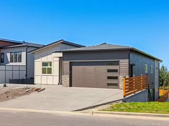 House for sale in Duncan, 3334 Woodrush Dr, 1032621