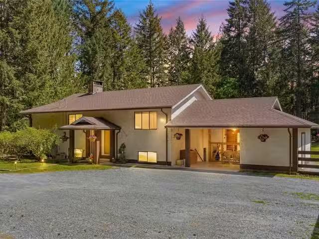 House for sale in Duncan, 4838 Cowichan Lake Rd, 1029165