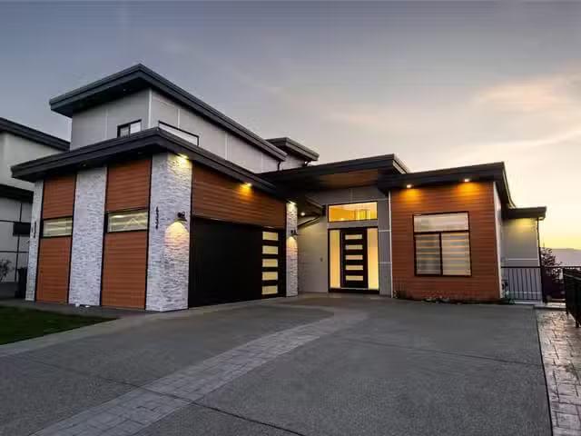 House for sale in Duncan, 6334 Nevilane Dr, 1030496