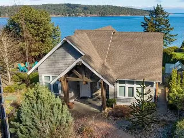House for sale in Lantzville, 8572 Rumming Rd, 1027332