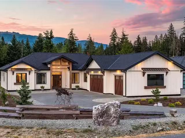 House for sale in Lake Cowichan, 7260 Lakefront Dr, 1032774