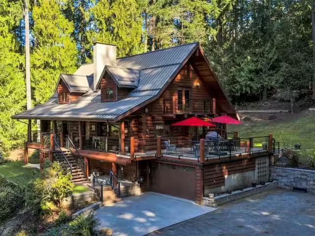 House for sale in Lake Cowichan, 8965 Meades Creek Rd, 1032986