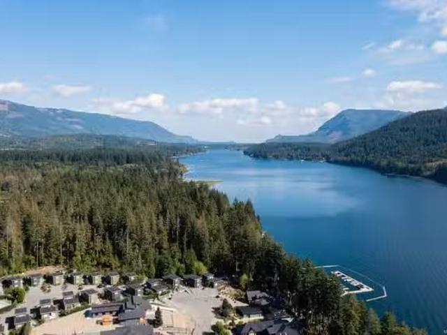 House for sale in Lake Cowichan, 9388 Lakefront Rise, 1027016