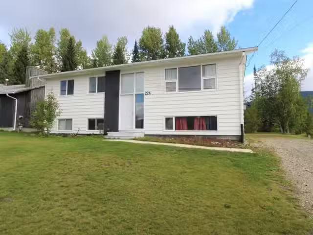 House for sale in Mackenzie, Mackenzie, 224 Centennial Drive.