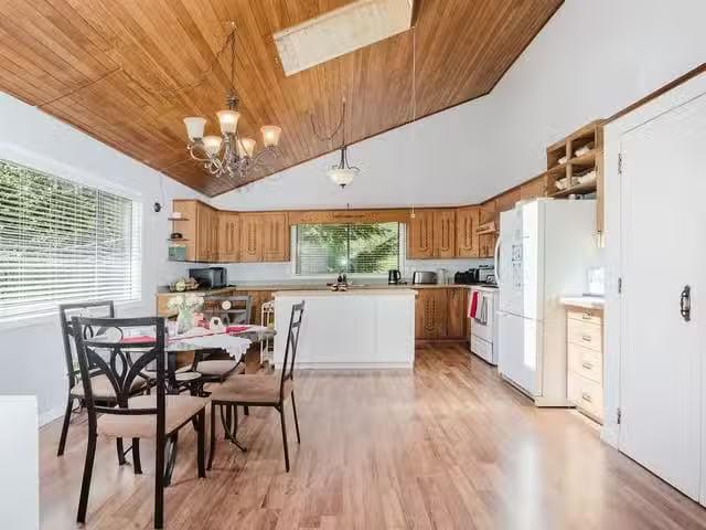 House for sale in Madeira Park, Sunshine Coast, 5899 Spriggs R.