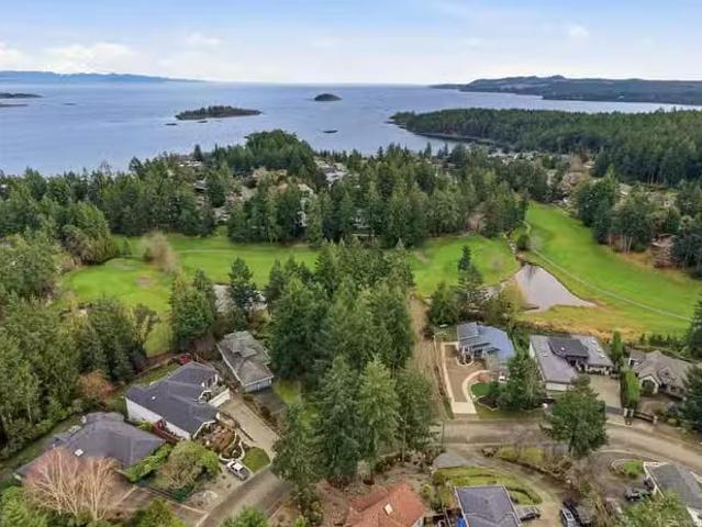 House for sale in Nanoose Bay, 2441 Evanshire Cres, 1027305