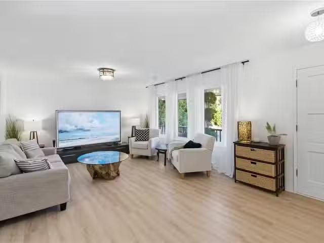 House for sale in Parksville, 1025 Maple Lane Dr, 1033577