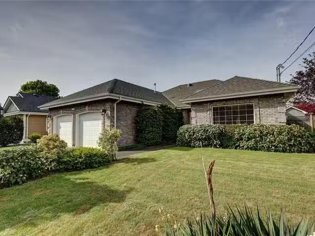 House for sale in Parksville, 1132 Yellowbrick Rd, 1031962