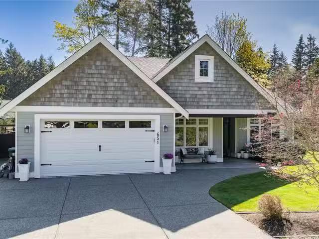 House for sale in Qualicum Beach, 651 Eaglecrest Dr, 1031429