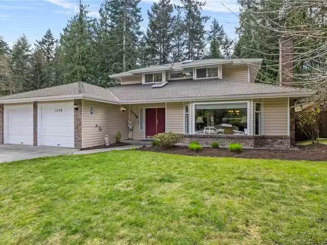 House for sale in Qualicum Beach, 1170 Clubhouse Dr, 1030112
