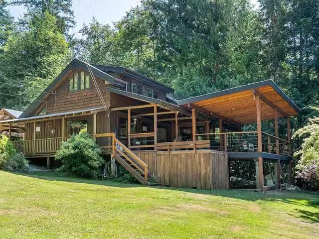 House for sale in Roberts Creek, Sunshine Coast, 2931 Grauman.